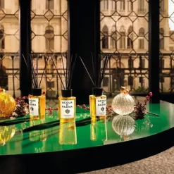 ACQUA DI PARMA Bougie Parfumée|Collection de Noël                Bougie Parfumée Caminetto