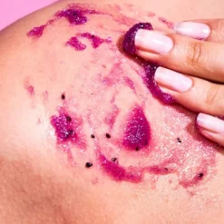 Femme Baija Parfum Naturel & Eco-Responsable|Gamme Complémentaire Parfumée|Jardin Pallanca                Gommage Corps - Format Voyage