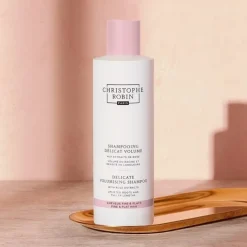 Christophe Robin Shampooing|Rituel Volume                Shampooing Délicat Volume aux Extraits de Rose