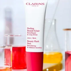 CLARINS Gommage & Exfoliant|Peeling Beauté Éclair                Resurfaçant & Coup d’Éclat