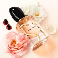 Femme GIORGIO ARMANI Parfum Recharge|Eau De Parfum|Armani Sì                Eau de Parfum - Flacon Recharge