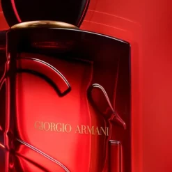 Femme GIORGIO ARMANI Eau De Parfum|Armani Sì Passione                Eau de Parfum Intense Rechargeable