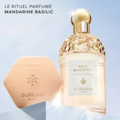 Femme GUERLAIN Parfum Naturel & Eco-Responsable|Gamme Complémentaire Parfumée|Aqua Allegoria Mandarine Basilic                Crème Mains