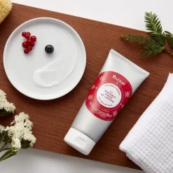 Polaar Soin Hydratant, Nourrissant, Anti-Âge|La Véritable Crème de Laponie Aux 3 baies Arctiques                Lait Corps Hydratant