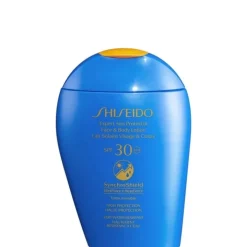 SHISEIDO Protecteur Solaire|Suncare                Lait Solaire Visage & Corps SPF30 Solaire